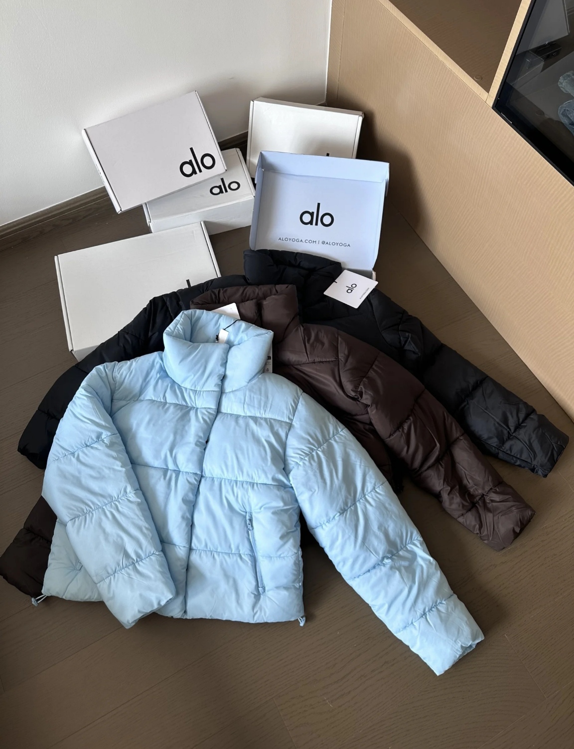 Alo jacket everyday light blue yoga