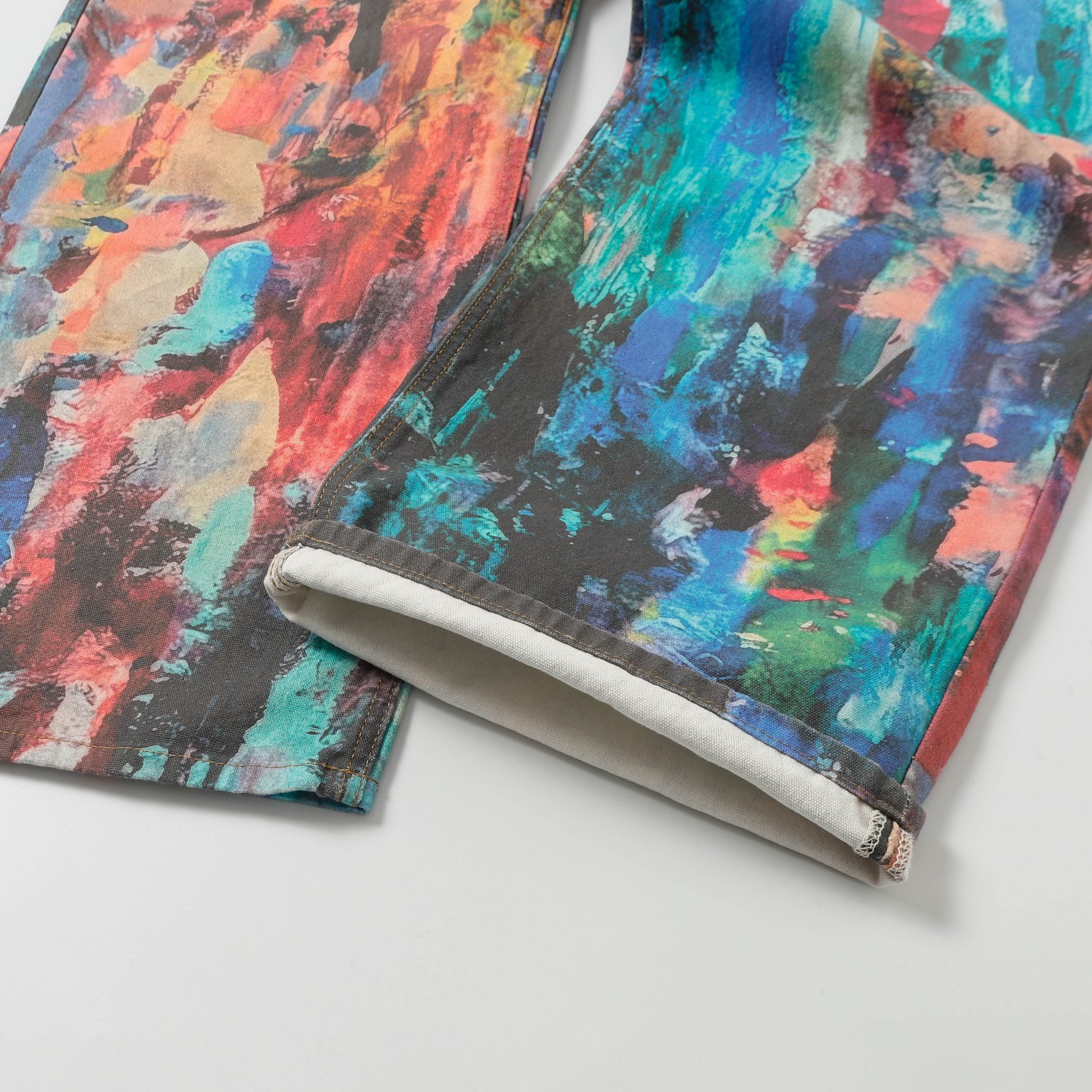 Acne Studios 3D Printed Rainbow-Painted Jeans in Various Sizes and Styles - 图片 3