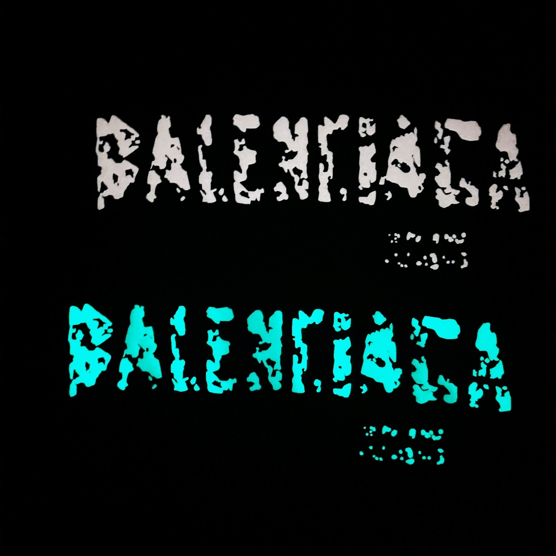Balenciaga/巴黎世家 限定款发泡夜光短袖T恤黑色 白色-Chinese UA Cheap High Quatity Brand Clothes Bags handbags Sneakers wholesale wholesaler seller from China Factory suppliers Fashion Clothing Shoes best Quality Beautiful Price Balenciaga/巴黎世家 限定款发泡夜光短袖T恤黑色 白色
