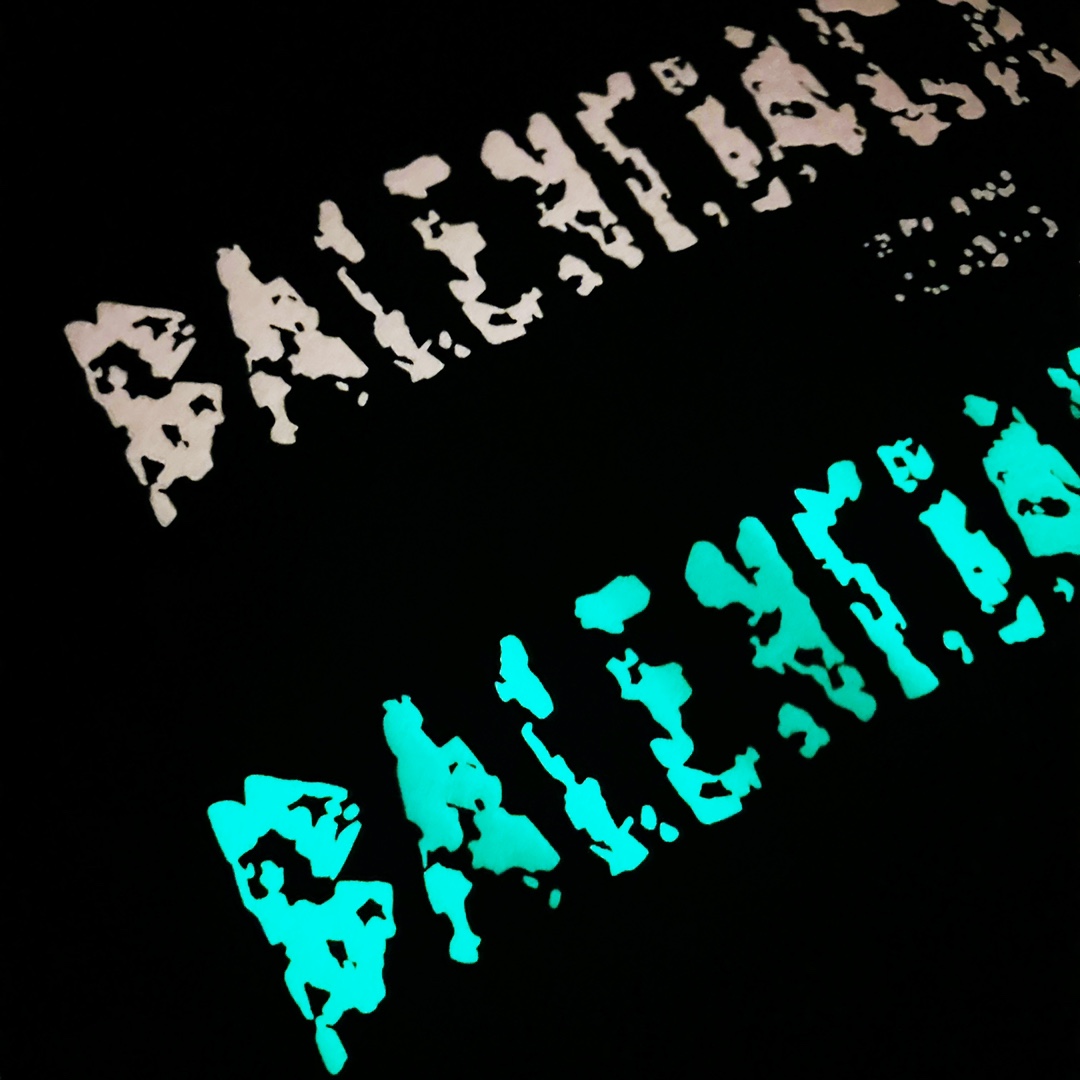 Balenciaga/巴黎世家 限定款发泡夜光短袖T恤黑色 白色-Chinese UA Cheap High Quatity Brand Clothes Bags handbags Sneakers wholesale wholesaler seller from China Factory suppliers Fashion Clothing Shoes best Quality Beautiful Price Balenciaga/巴黎世家 限定款发泡夜光短袖T恤黑色 白色