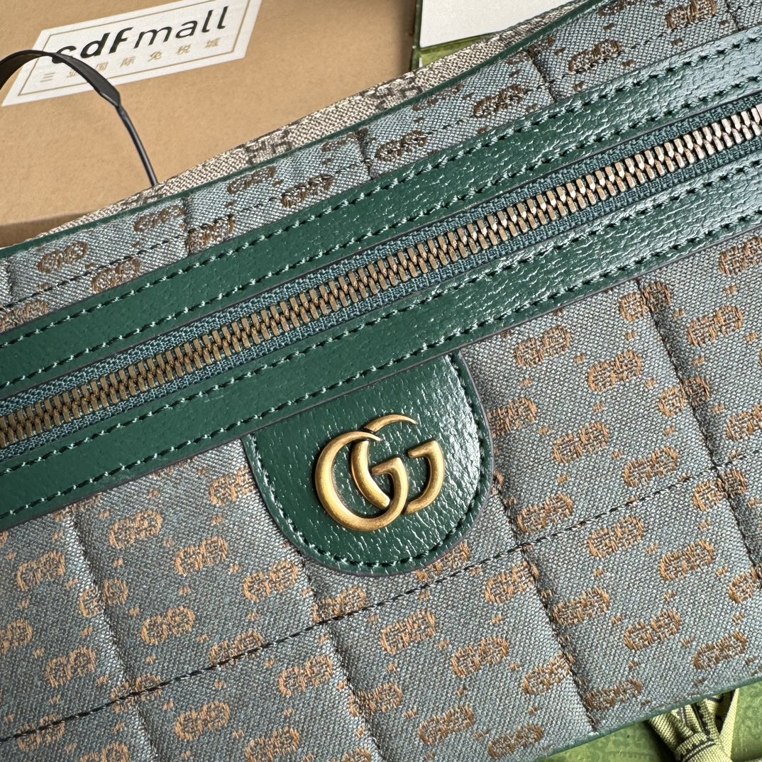 Gucci GG Supreme Belt Bag Green Standard crossbody