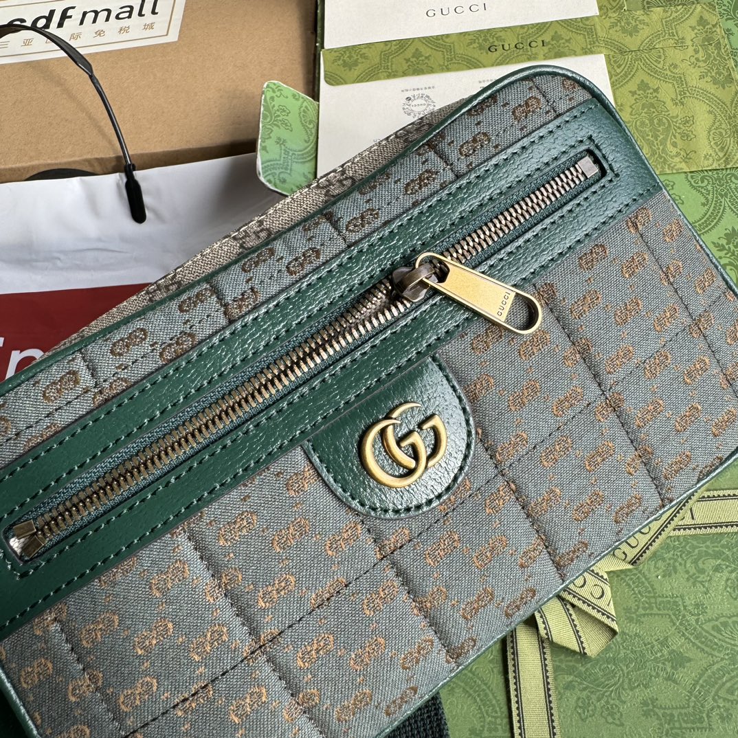 Gucci GG Supreme Belt Bag Green Standard crossbody