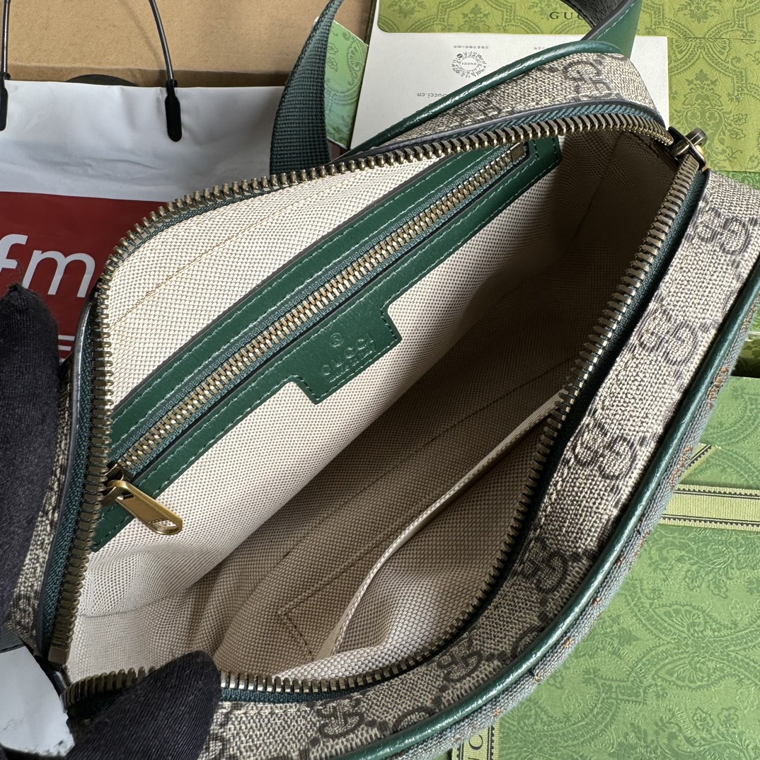 Gucci GG Supreme Belt Bag Green Standard crossbody