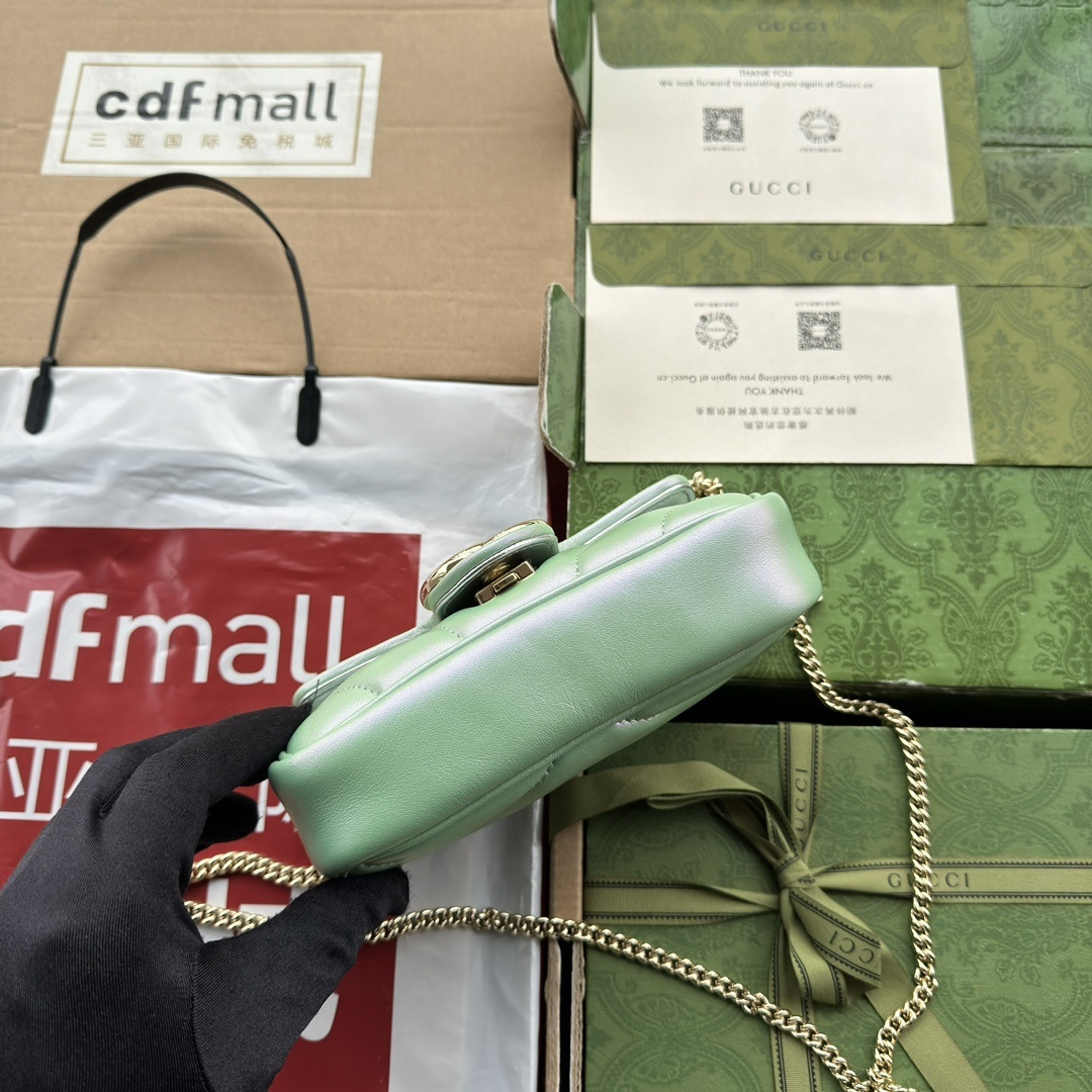 配置专柜包装GGMarmont系列超迷你手袋476433AAC2U4923双G配件设计在品牌现代风格中注