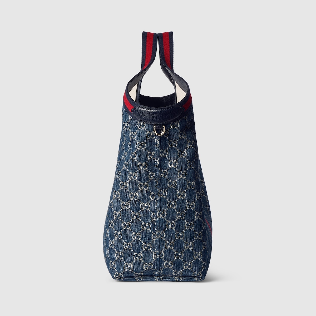 【秀场首发]Gucci Giglio系列大号托特包
853971 
商品详情
Gucci Giglio系列全新亮相佛罗伦萨2026早春时装秀，致敬品牌意式根源，融合隽永传承与革新精神。这款大容量托特包采用GG帆布匠心打造，缀饰织带滚边，并配有一个可拆卸的手拿包。
商品细节
·米白和深棕色GG帆布·饰红绿织带滚边·绿色棉布衬里·双G
·配可拆卸手拿包
顶部提手:18厘米高·磁扣开合
60厘米(宽)x47厘米(高)x16厘米(深)