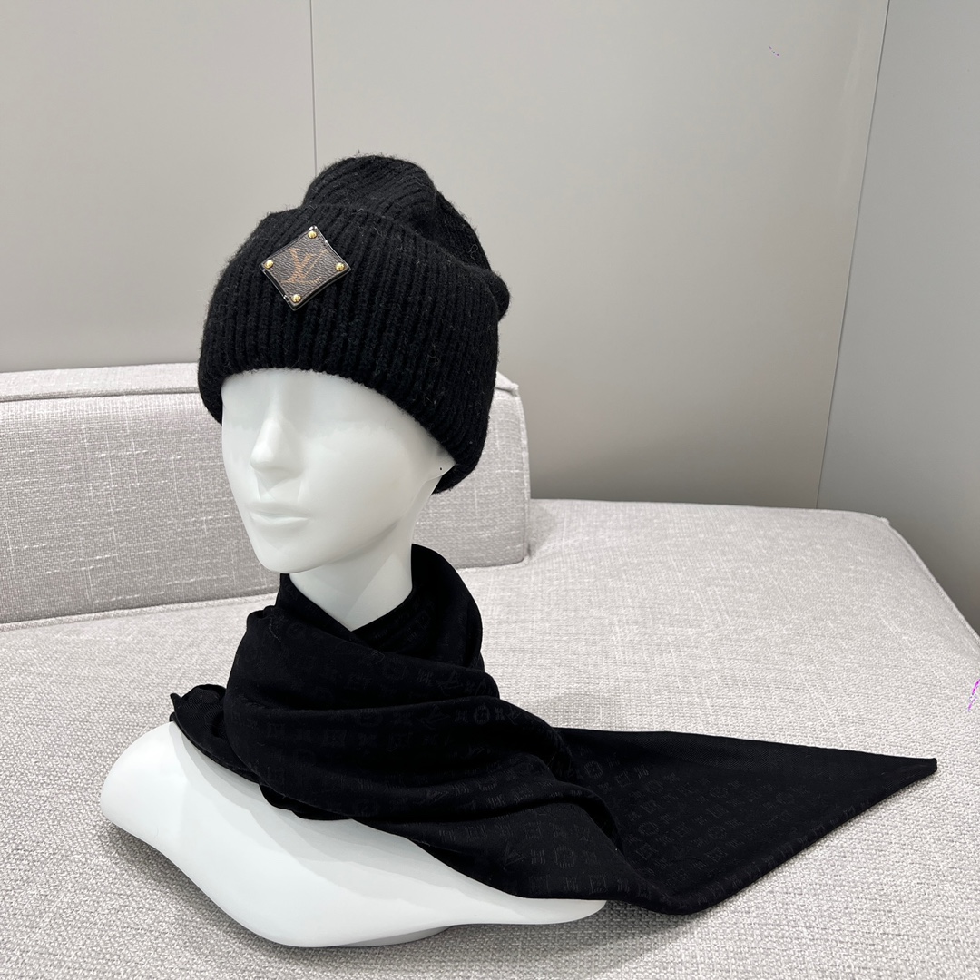 Шарф Louis Vuitton Evermore черный