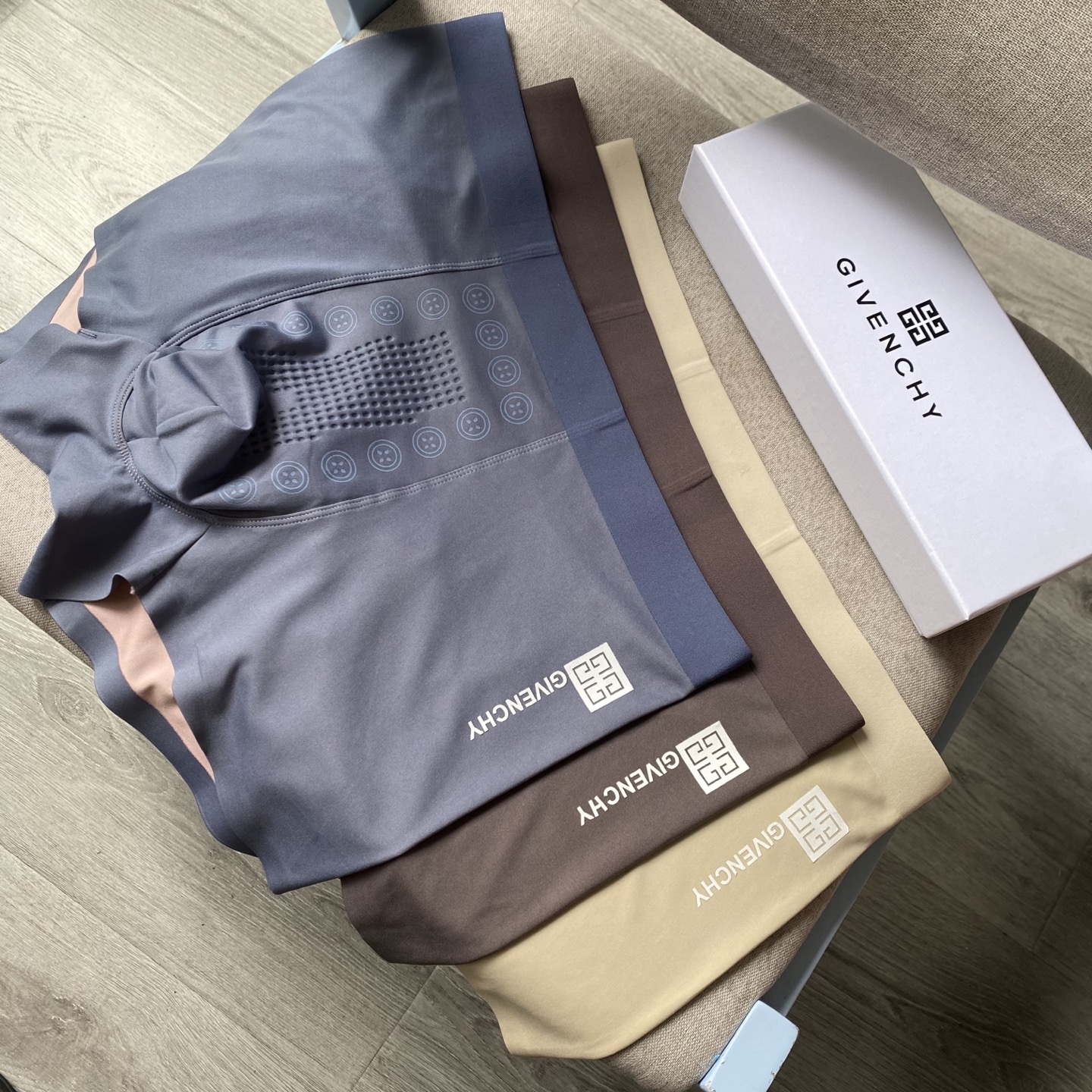  新款发布 >【新品】 Giv纪梵希原单系列 。渠道精品.2025夏时尚男士内裤！ 外贸公司合作订单，轻