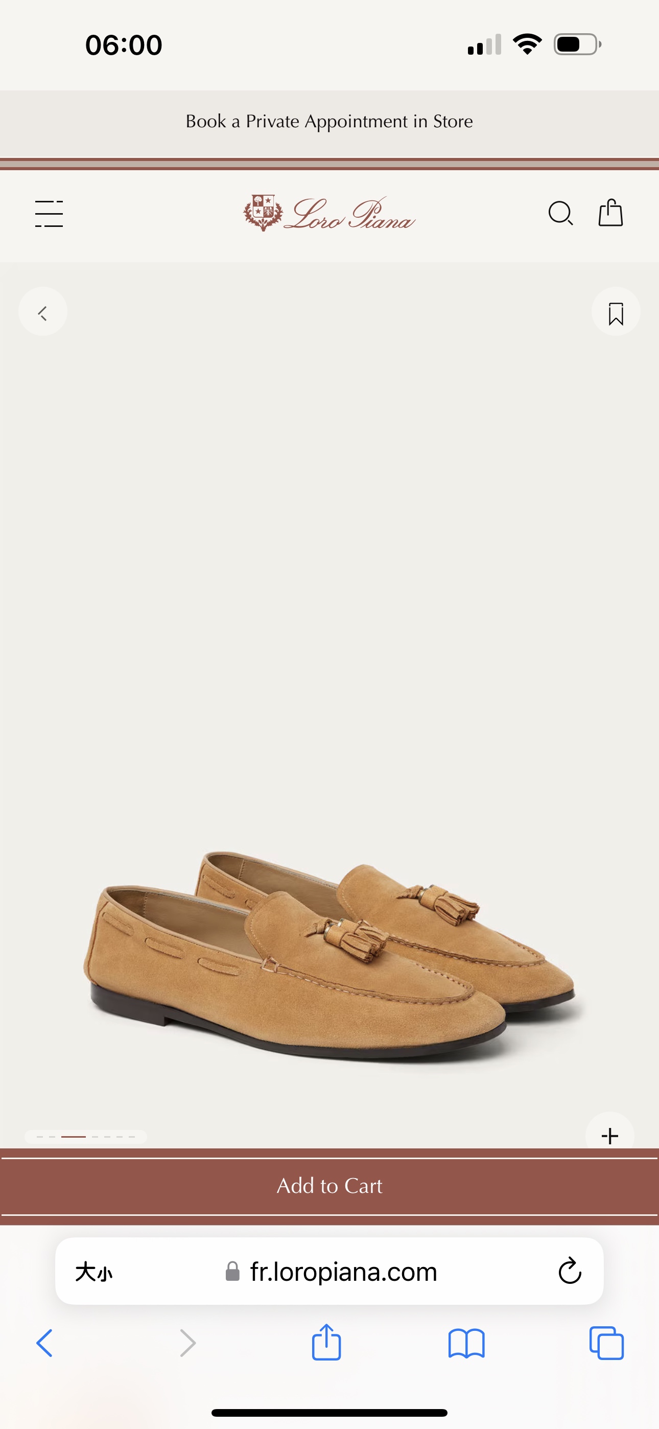 NO:349516,LoroPian*/Nuoyou-Pianya LP Travis Men's Mocasin Shoes｜This shoe draws classic inspiration from British shoes｜Create a delicate and elegant style with the taste of men's shoes and the light and comfortable feeling of conspicuous grooved soles｜Fabric imported cowhide｜Breathable water dyed cowhide inner｜Light injection molded leather outsole enhances comfortable wearing｜Extreme breathability for a long time｜Specially treated leather presents a particularly soft feel｜and still maintains its natural texture｜A slightly aged appearance adds a touch of exquisite elegance to the shoes｜Is an ideal accessory for casual styling Size39-44 (38.45.46 Customized) RMB,,loro piano,loro piano,cowhide,Leather soles19860909LoroPian*/诺悠-翩雅 LP Travis 男士莫卡辛鞋｜这款鞋汲取英式鞋履的经典灵感｜以男鞋的品味与显眼沟纹鞋底的轻盈舒适感营造精致优雅风格｜面料采用进口胎牛皮｜透气水染牛皮内里｜轻盈注塑真皮大底提升舒适穿着感｜透气性极好久穿不累｜经过特别处理的皮革呈现尤为柔软的手感｜且依然保持其天然质感｜略微做旧的外观为鞋子添增了一抹精致优雅｜是休闲造型的理想配饰 Size39-44（38.45.46定做）元,,loro piana,loro piana,cowhide,Leather soles,Men's shoes