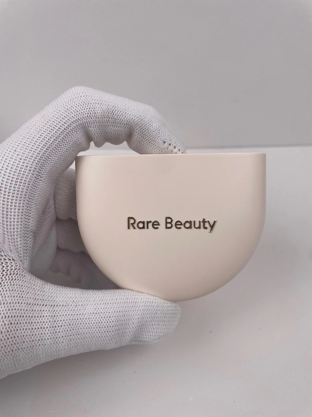 Rare Beauty True to Myself Tinted Pressed Finishing Powder - Natural, Ivory, Porcelain 4 a1738730251370 6326