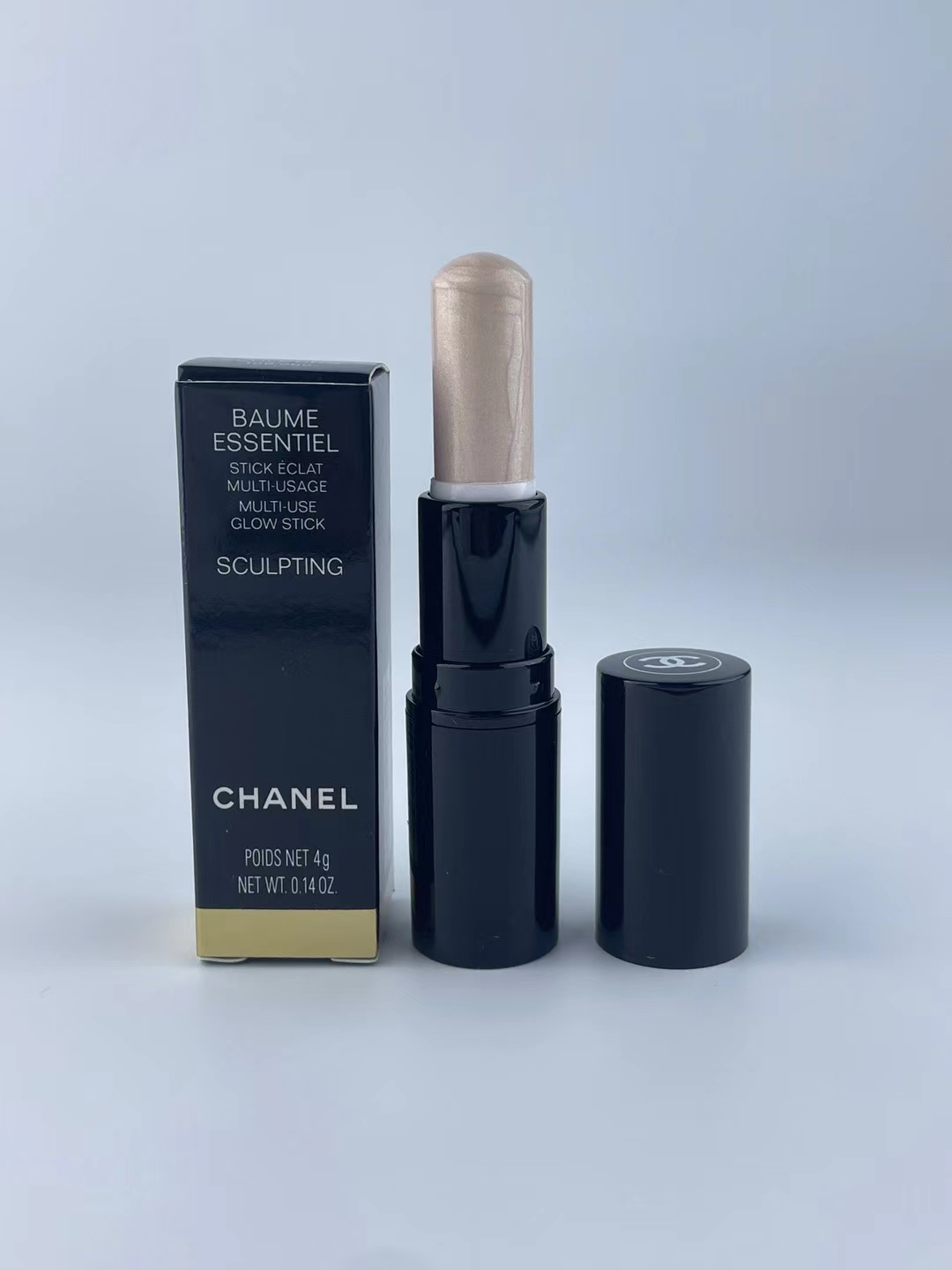 35. Iluminador en barra Chanel 4g/muestra 🔜 Calidad 1:1❗️3️⃣ colores: Transparente#, Perla#, Nacarado#. Iluminador en …