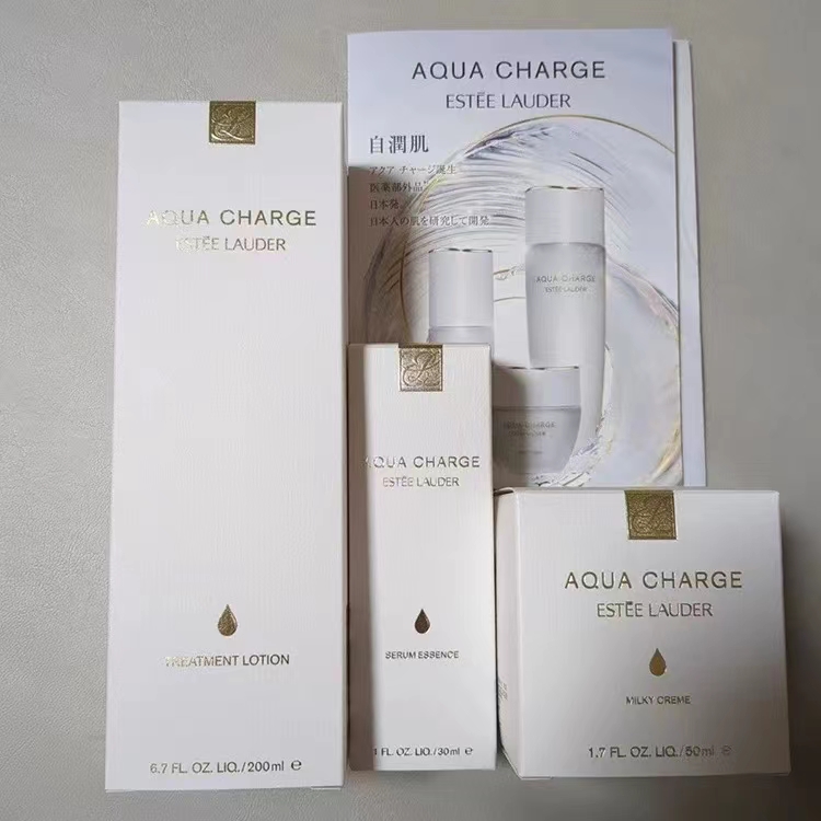 52. Loción hidratante Estée Lauder 200ml 52. Esencia hidratante Estée Lauder 30ml 52. Crema hidratante Estée Lauder 50g…
