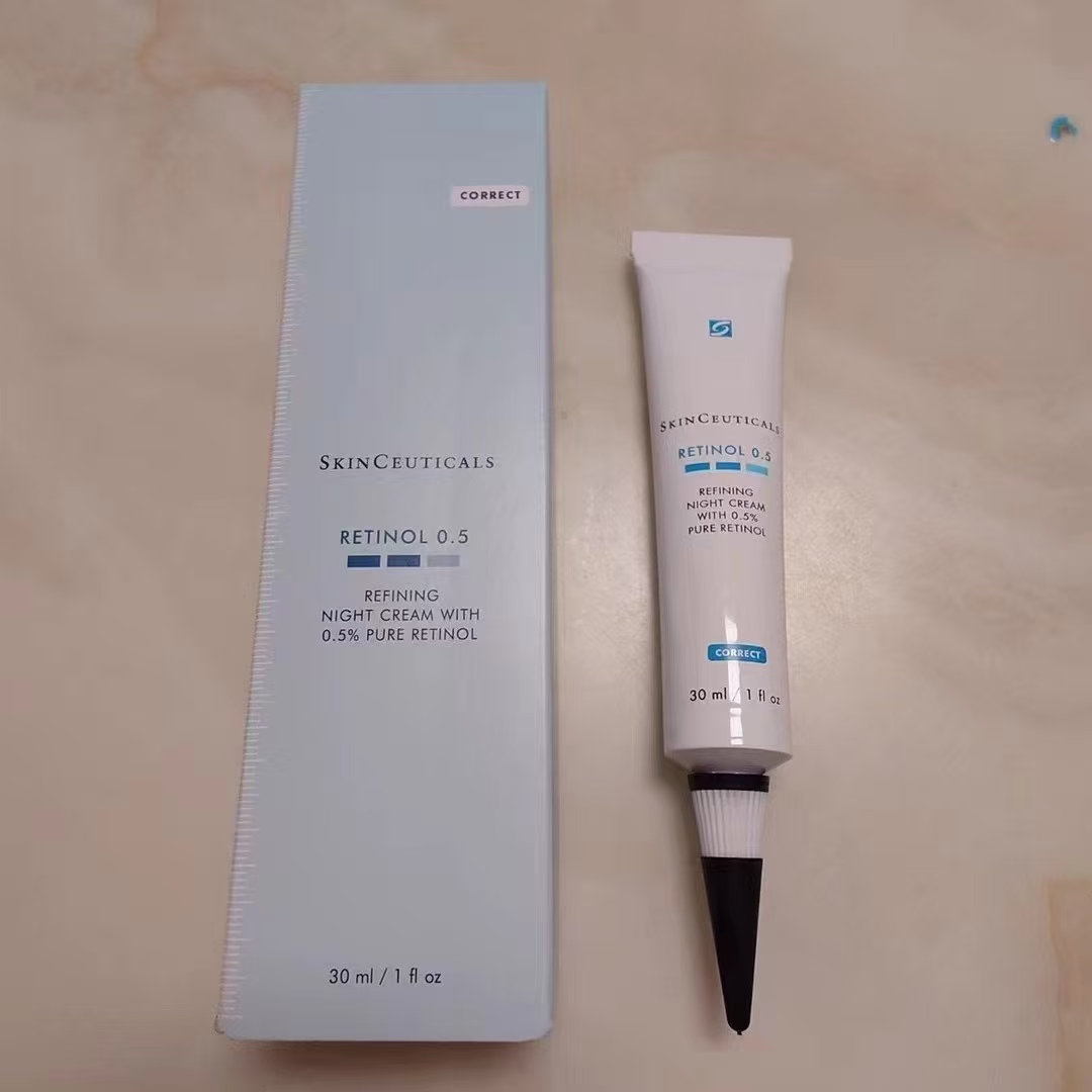 60. Suero de retinol SkinCeuticals 30ml 🔜 alta calidad❗️2️⃣ concentraciones: 0.3%, 0.5%. 🇫🇷SkinCeuticals/杜克 suero de…