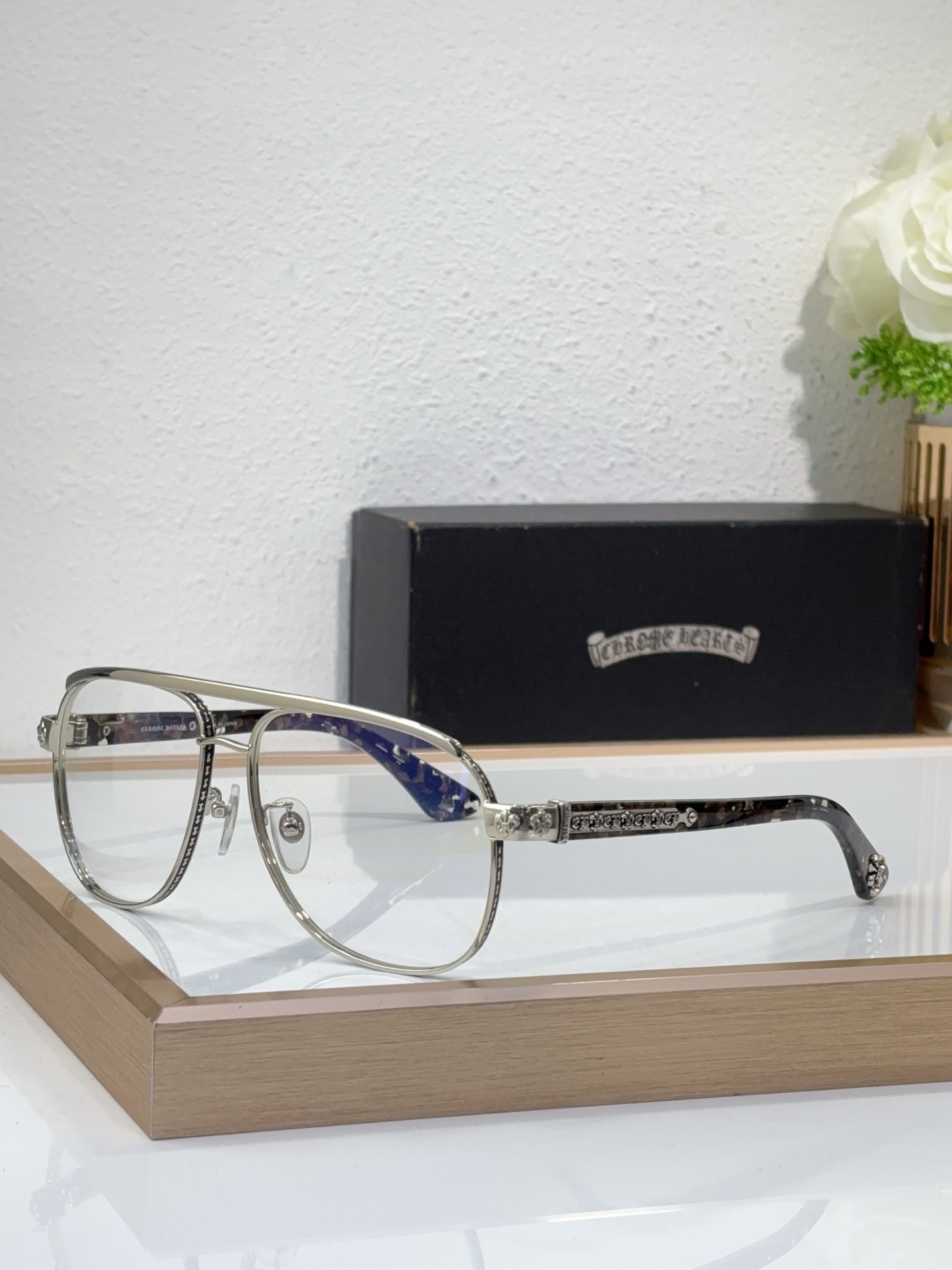 CHROME HEART* Modelo: BONEYARD. Tamaño: 52口19-150. Precio: 185
