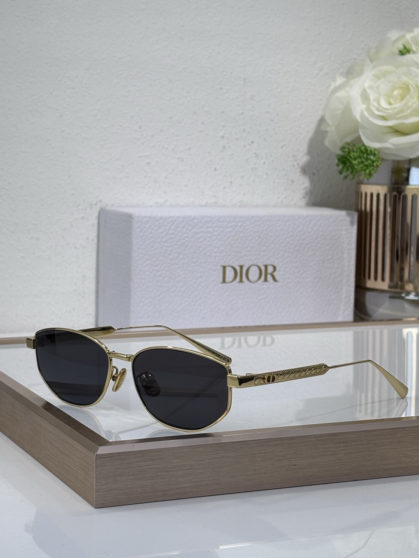 DIO* Modelo: Dio*Cannage B1U Tamaño: 57口14-140 🉐125