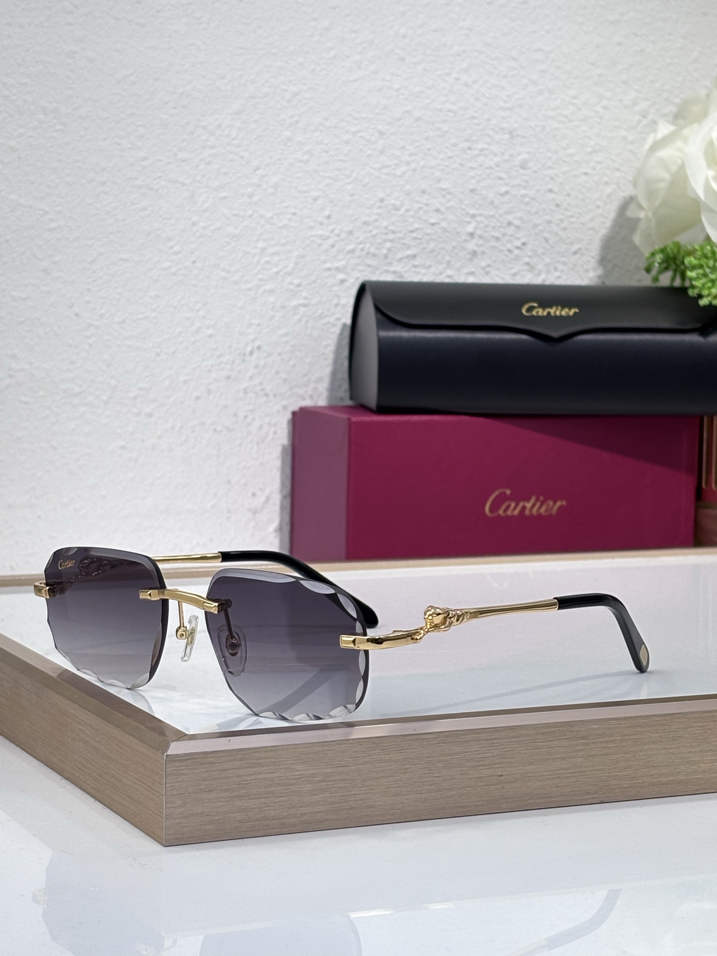 Cartie* modelo: CT3365O, medidas: 56□17-145, precio: 150