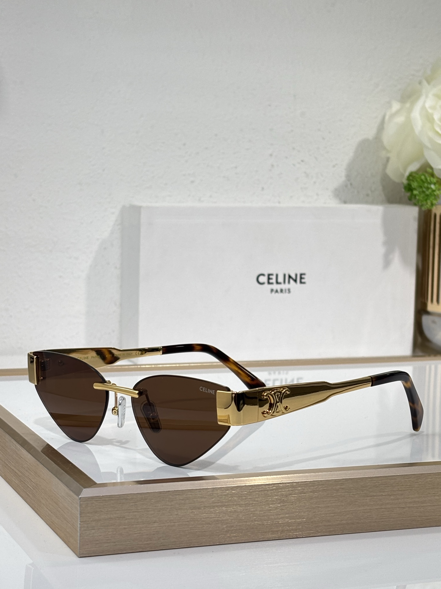 CELIN* MOD: CL42122U Talla: 56口17 142 🉐150