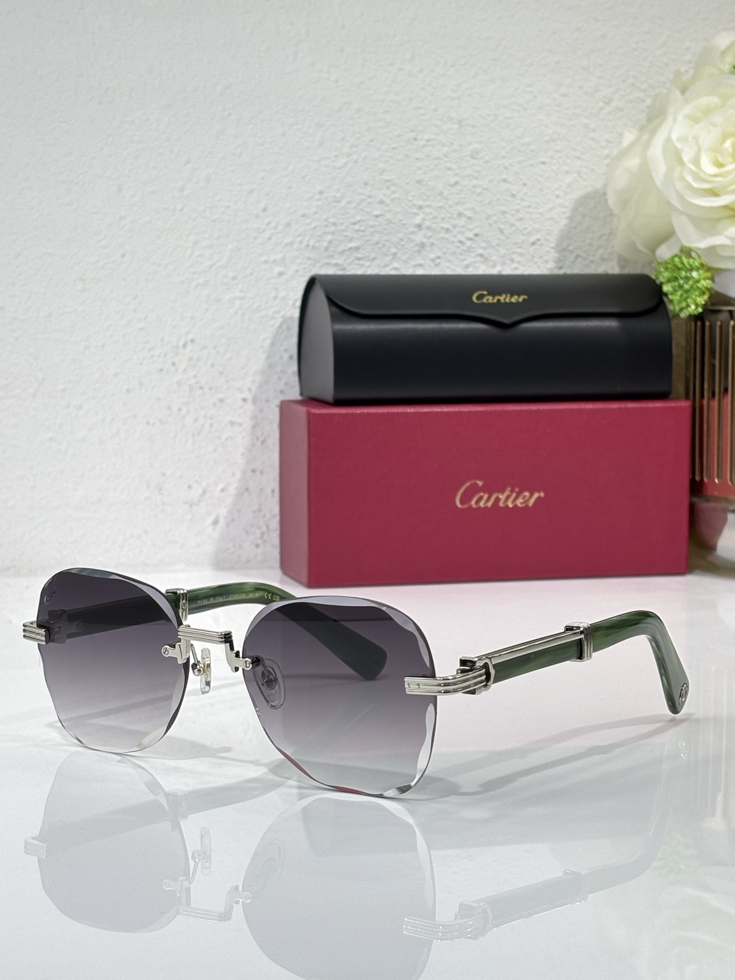 Cartie* Modelo: CT0520S Talla: 60口19-145 🉐150