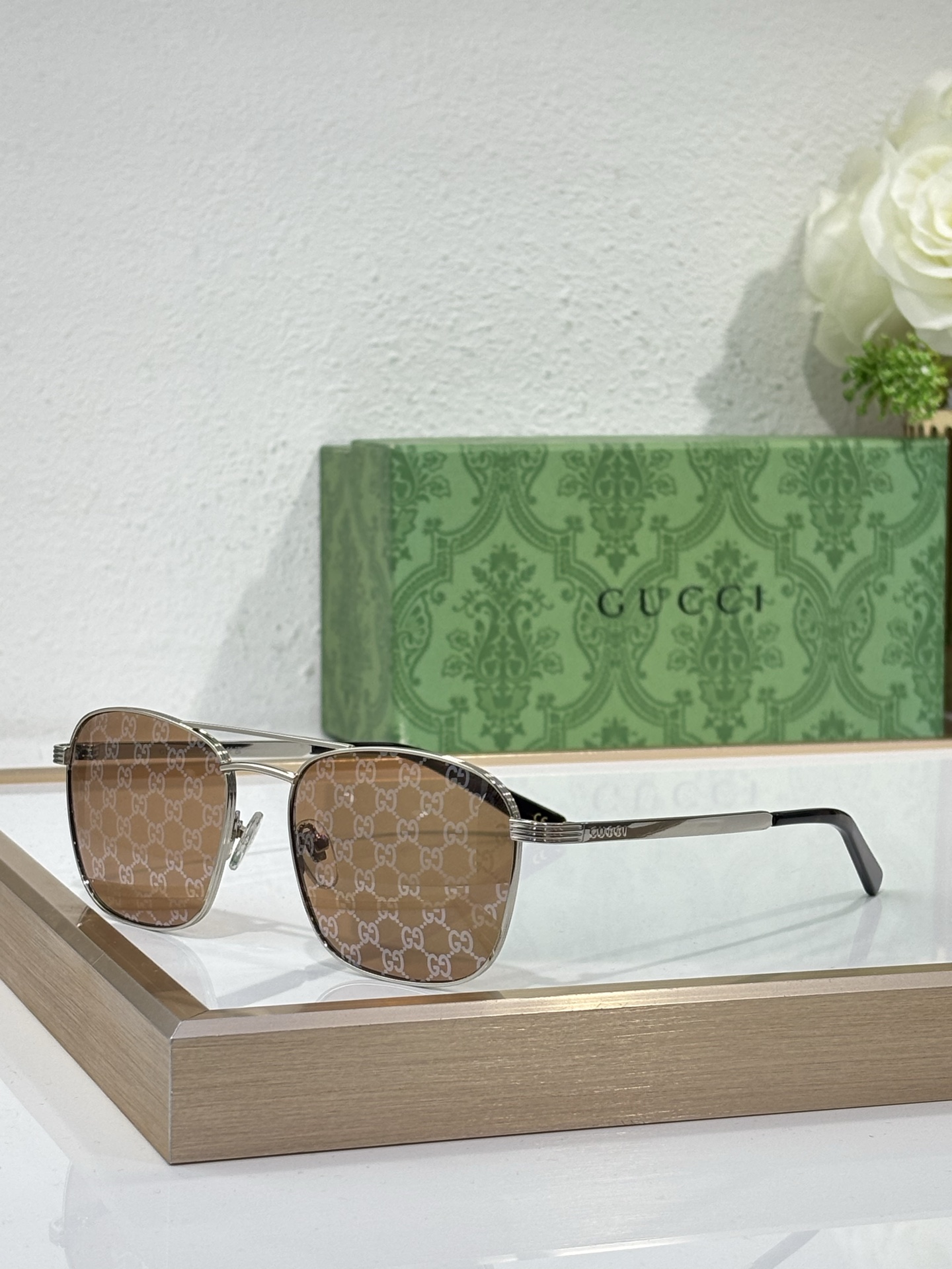 GUCC* MODEL：GG1881S SIZE：53-19-145 🉐125