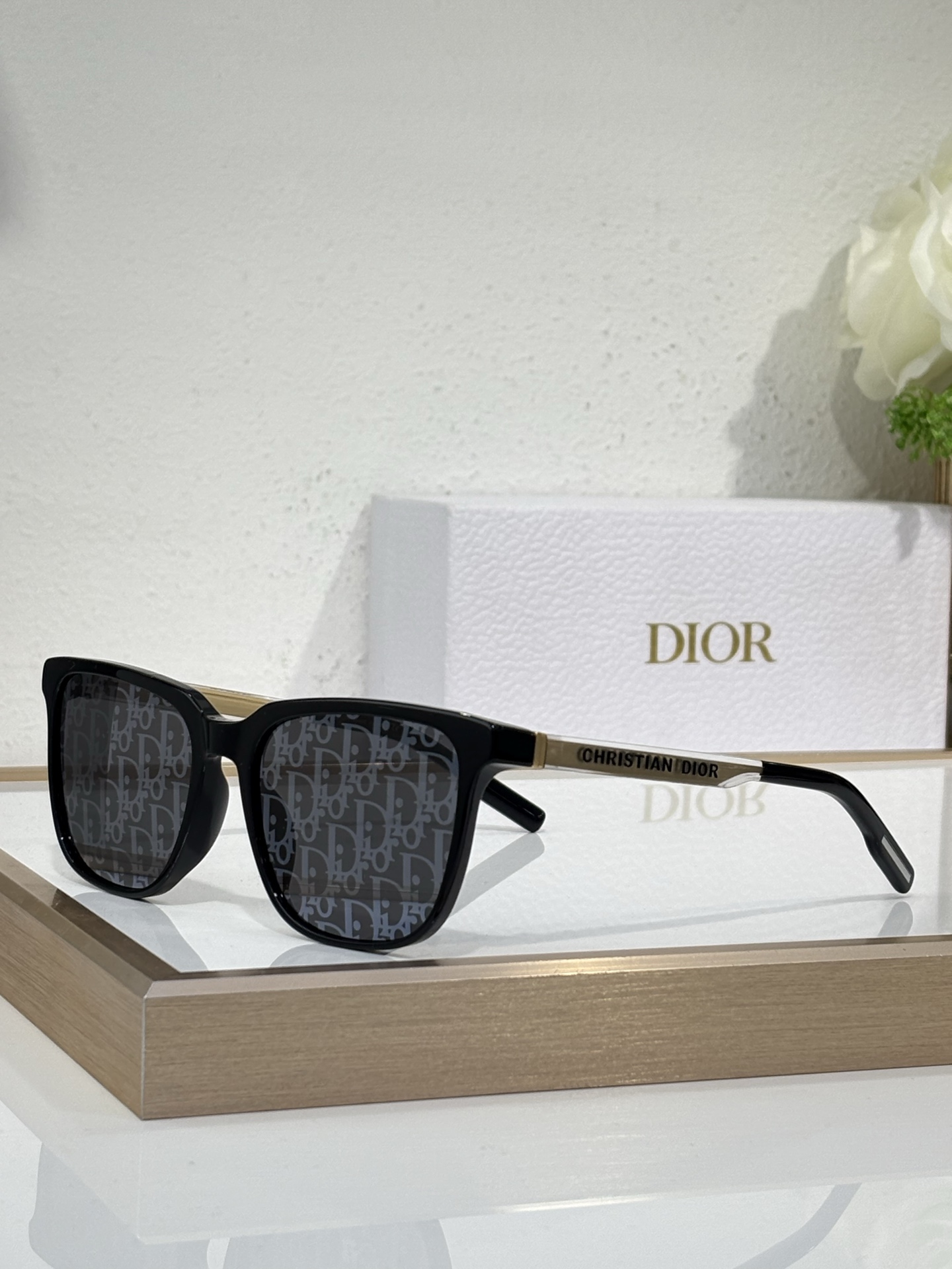 Dio* MODELO: DIO*TAG SU TALLA: 54口19-145 🉐150