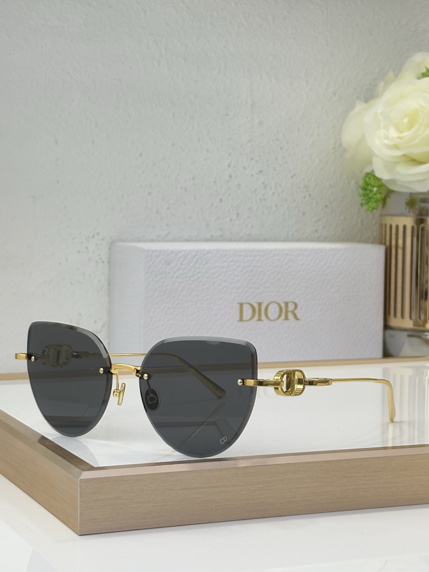 DIO* Modelo: DSGTA48UCR Talla: 61口17-130 🉐150