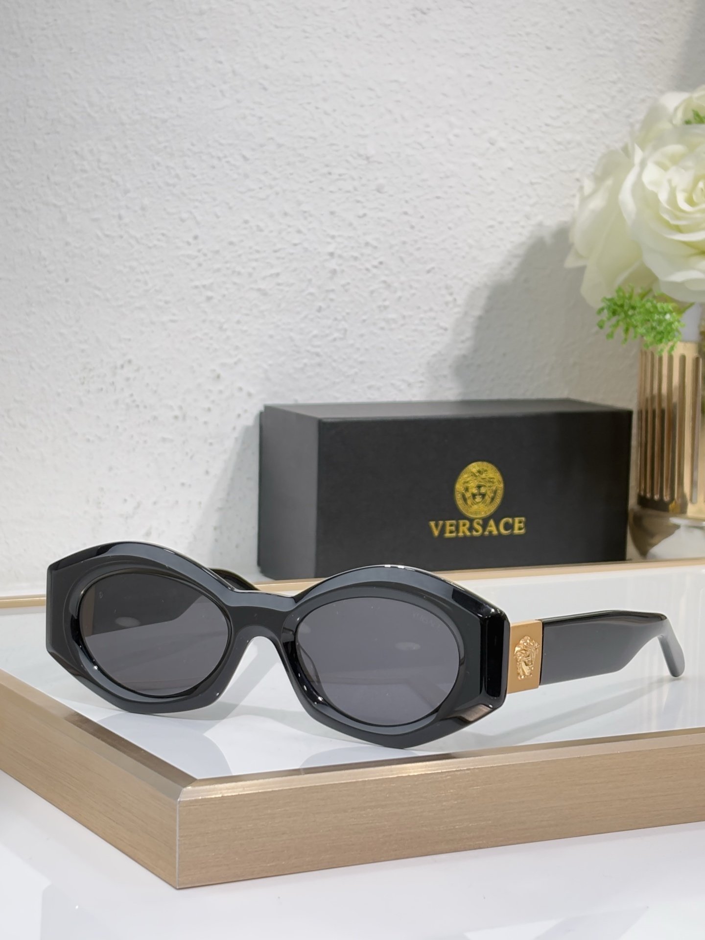 VERSAC* MODELO: VE4466 TAMAÑO: 53口21-145 🉐150