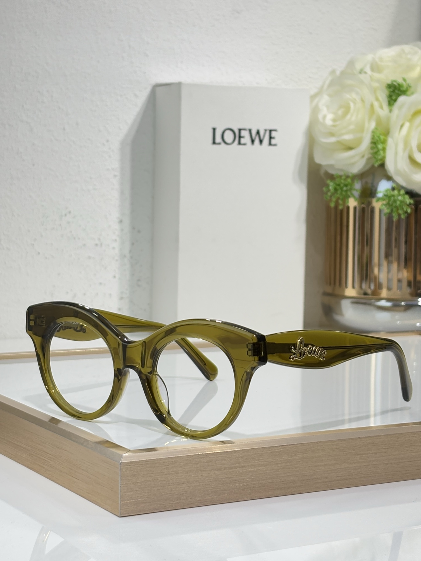 LOEW* MODELO: LW40126I TALLA: 49口23-145 🉐170
