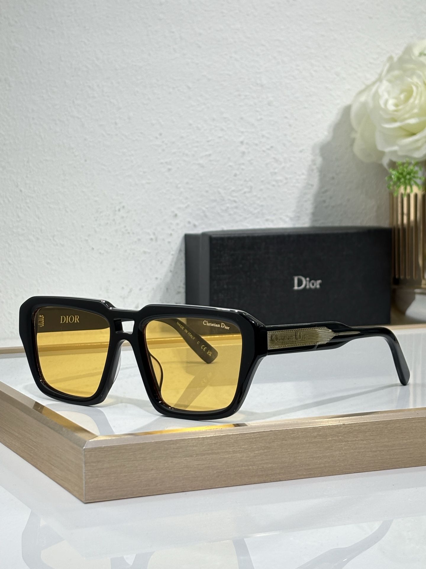 DIO* Modelo: Dior Label R2F Tamaño: 56口19-143 🉐155