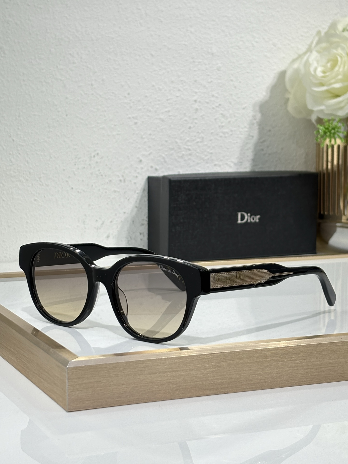 Dio* Modelo: Christian Dior Label R1F Tamaño: 53口19-145 🉐150