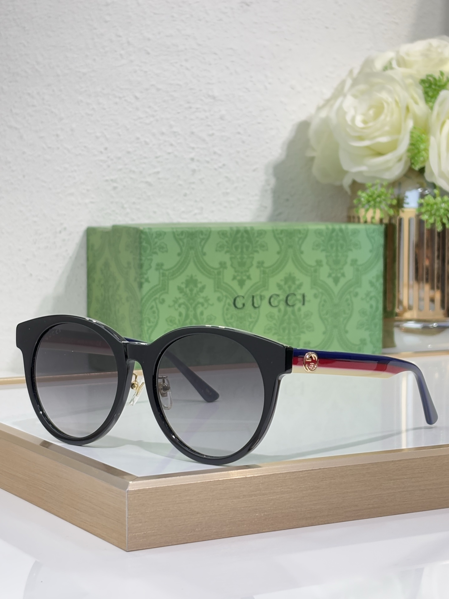 Gucc* Modelo: GG0416SK TALLA: 54口20-145 🉐120
