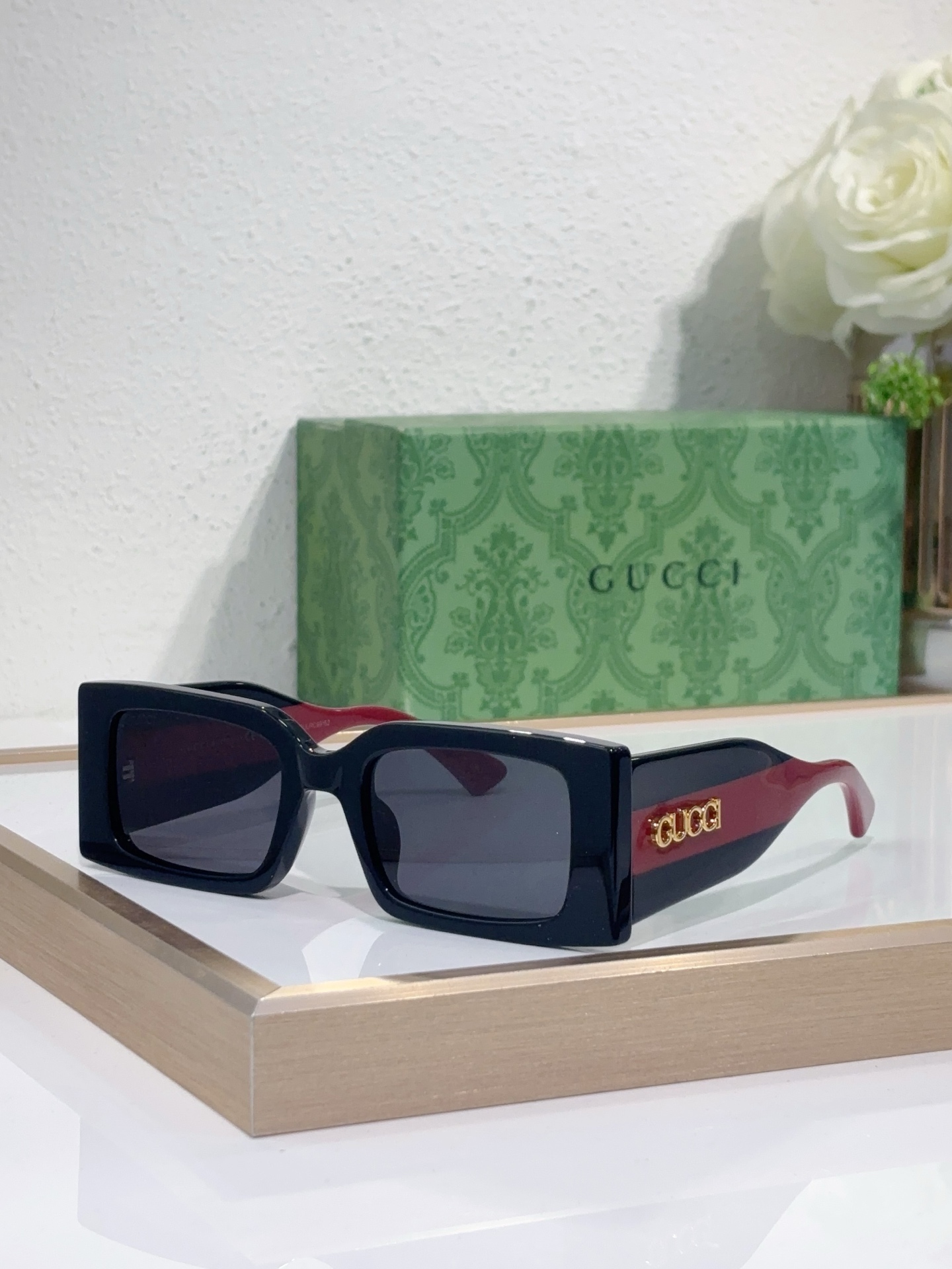 GUCC* MODEL: GG1860S SIZE: 52口20-140 🉐140