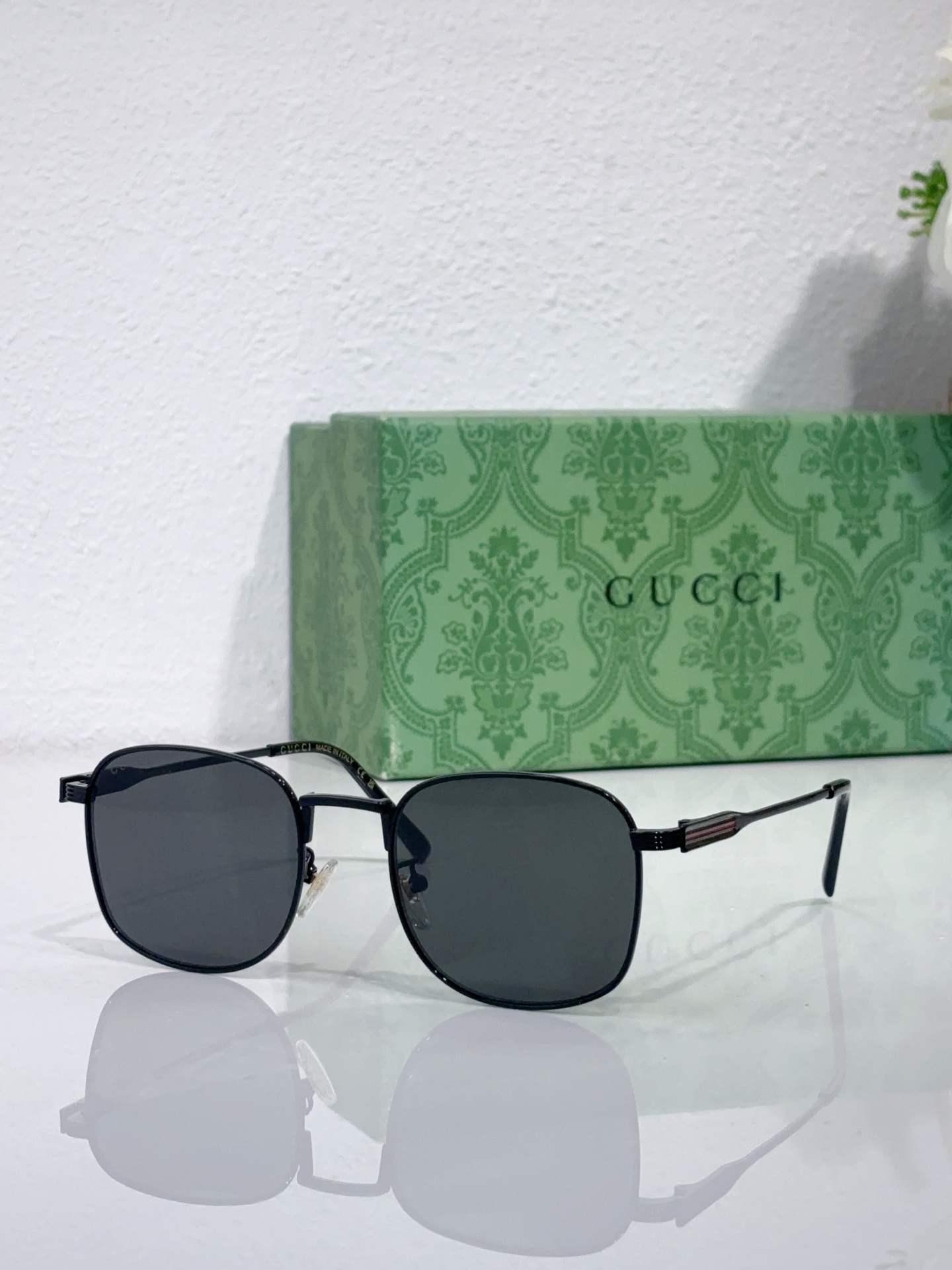GUCC* MODELO: GG1876S TALLA: 53□20-145 🉐120