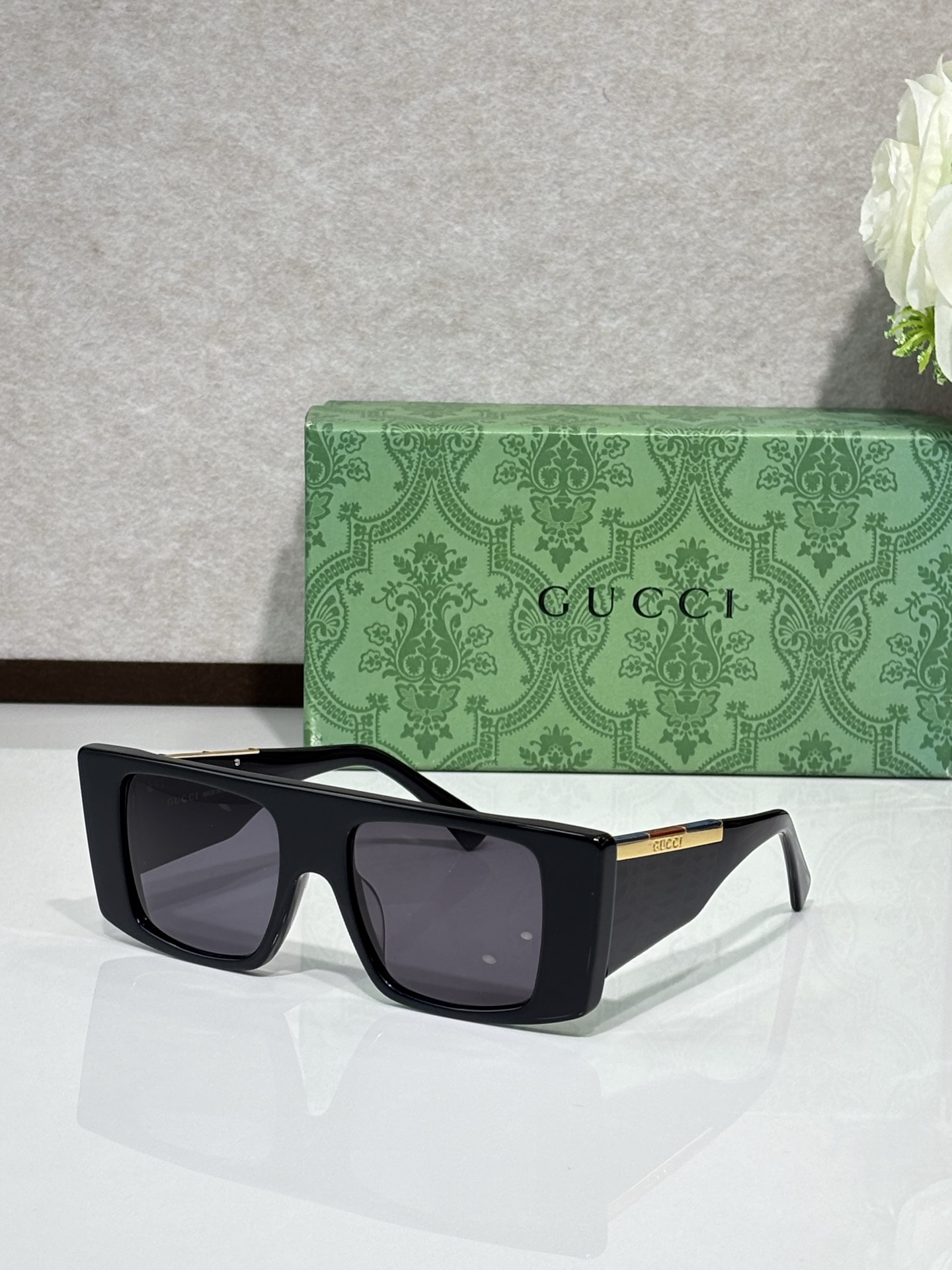 GUCC* Modelo: GG1888S Talla: 50□18-140 🉐120