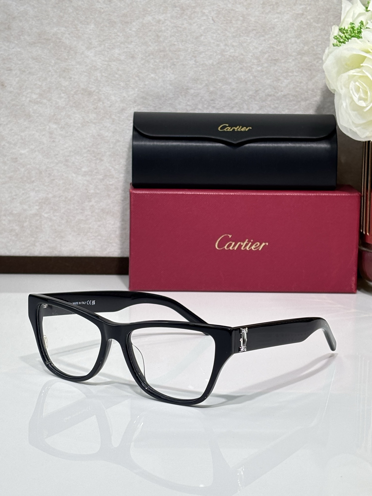 Cartie*镜架 MODEL：CR0318O SIZE: 55口19-145 🉐105