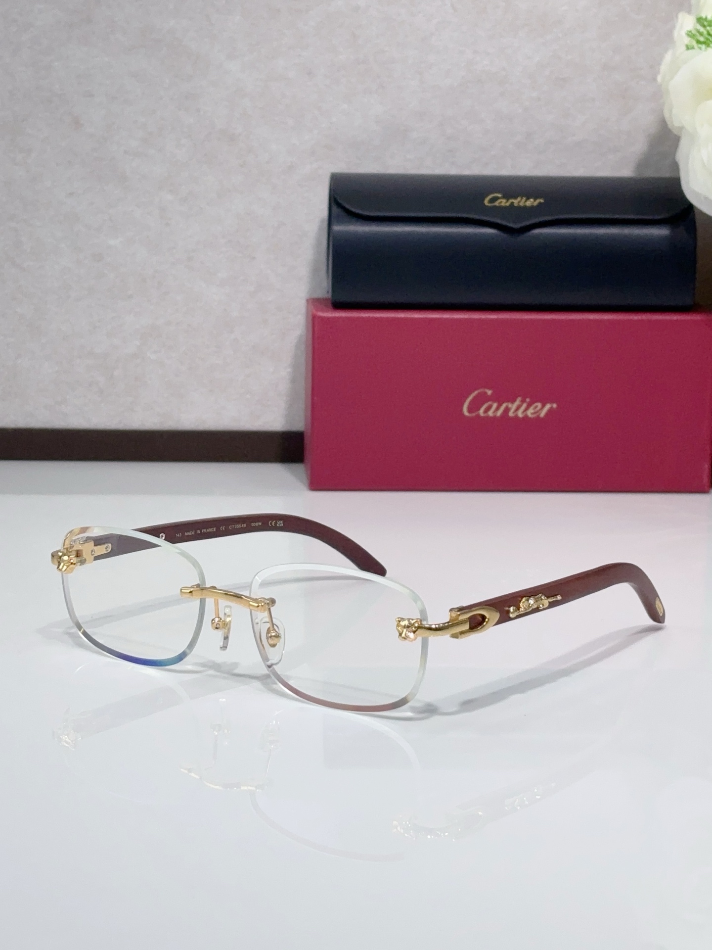 Cartie* MODEL：CT0554S SIZE：143口60-17 🉐140