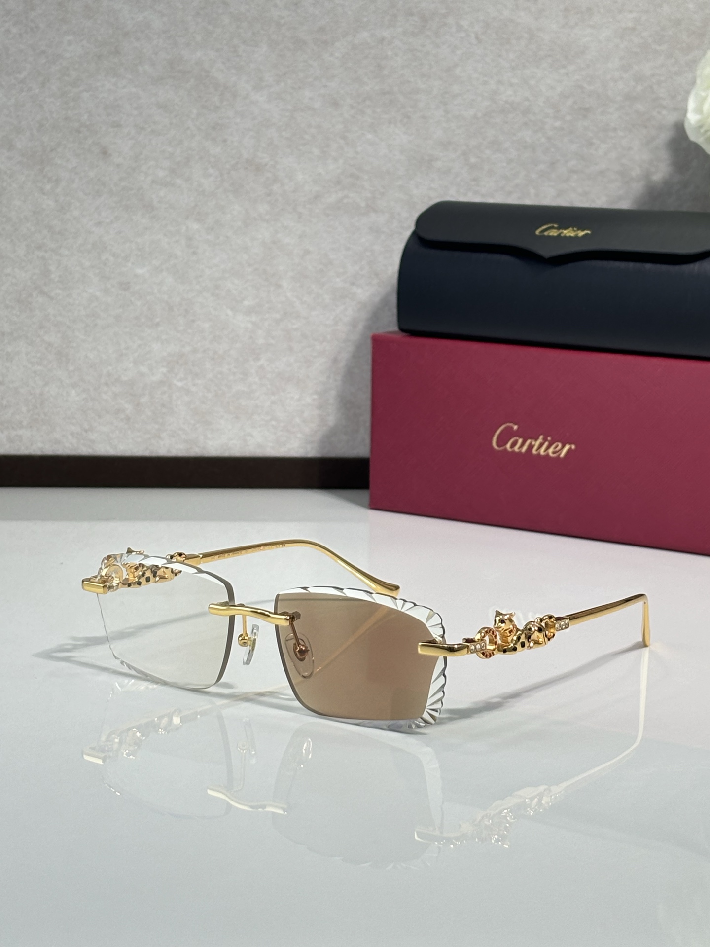Cartie* modelo: CT01821O TALLA: 57口17-145 🉐165变色+35