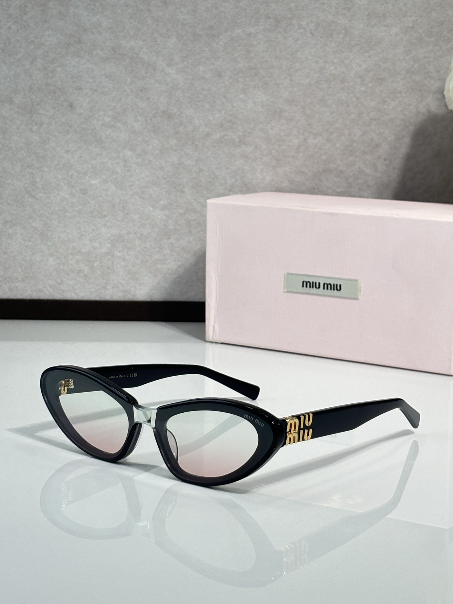 MIU MI* MOD: MU 150AV TALLA: 53口21-138 🉐150