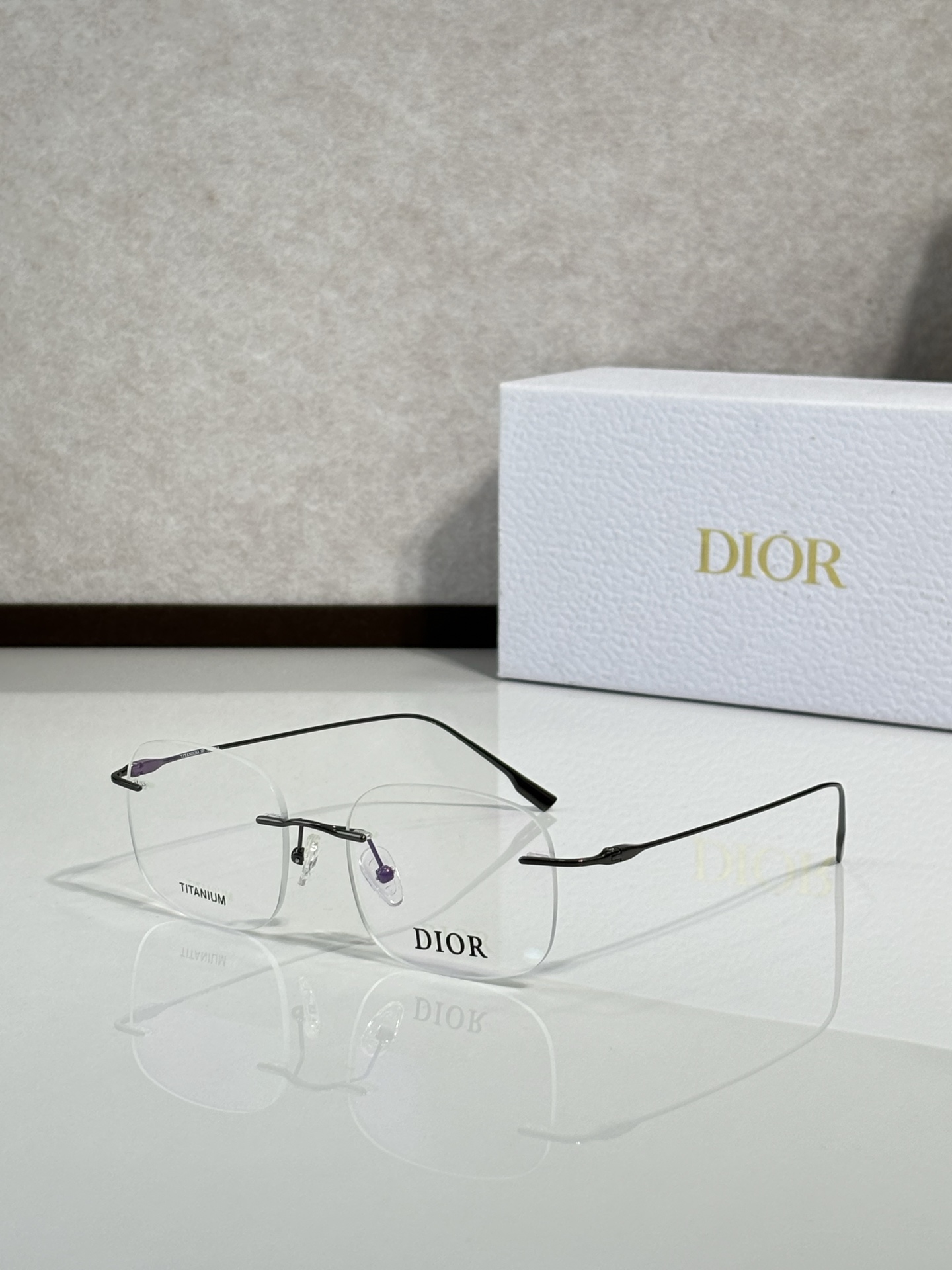 DIO* montura MODELO: 96612 TALLA: 52口18-145 🉐120