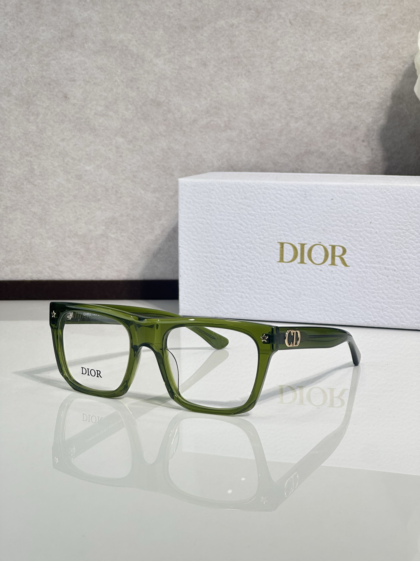 DIO* MODELO: CD S23 TALLA: 55口20-145🉐110