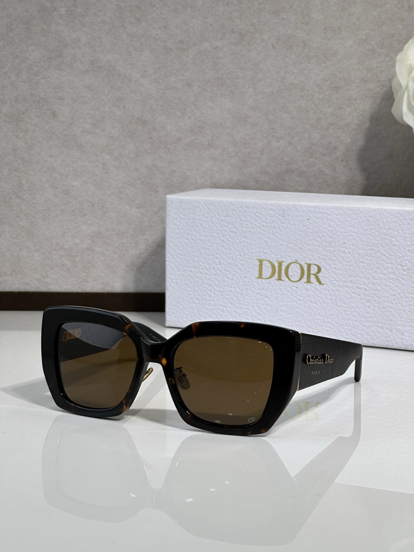 DIOR Sunglasses Acetate Square Tortoiseshell