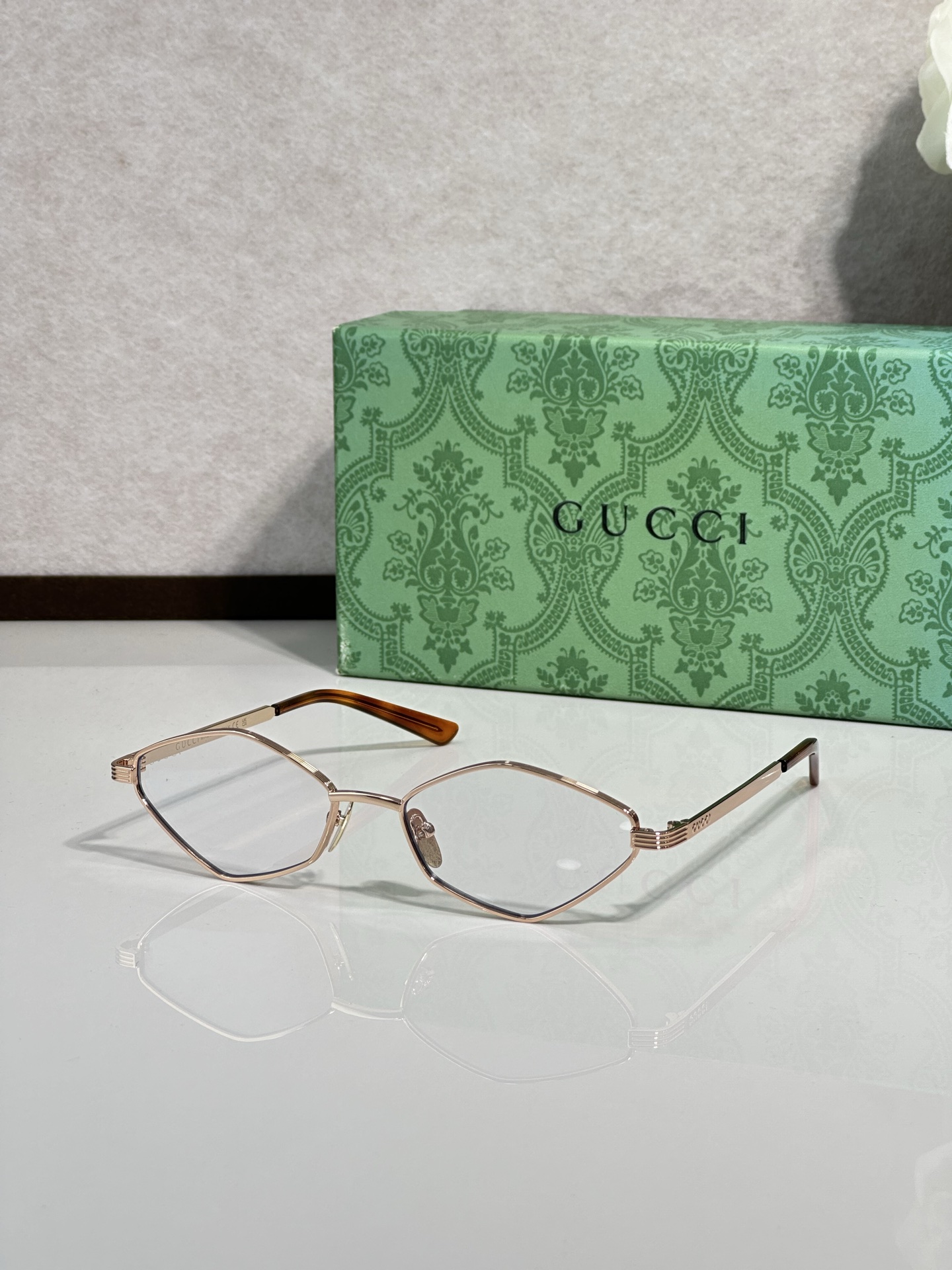 GUCC* MODEL：GG2076SA Talla：56口16-145🉐130