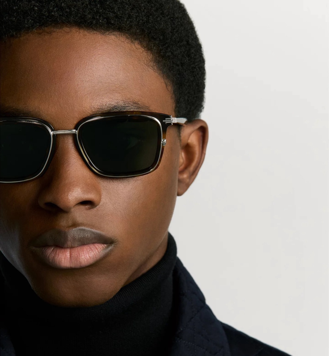 DIO*MOE：DiorBlacKSuit S18FSize：55口20 140