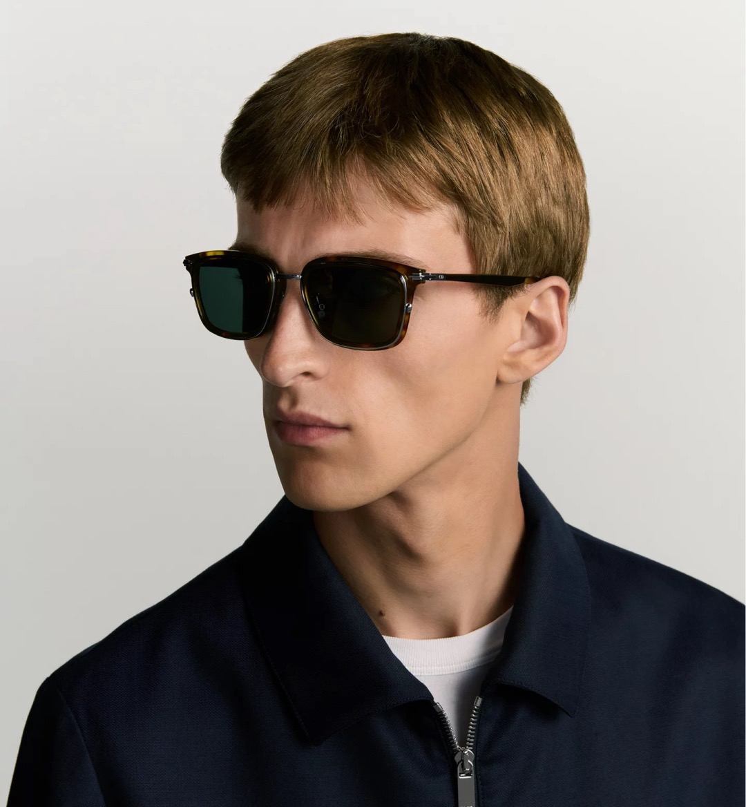 DIO*MOE：DiorBlacKSuit S18FSize：55口20 140