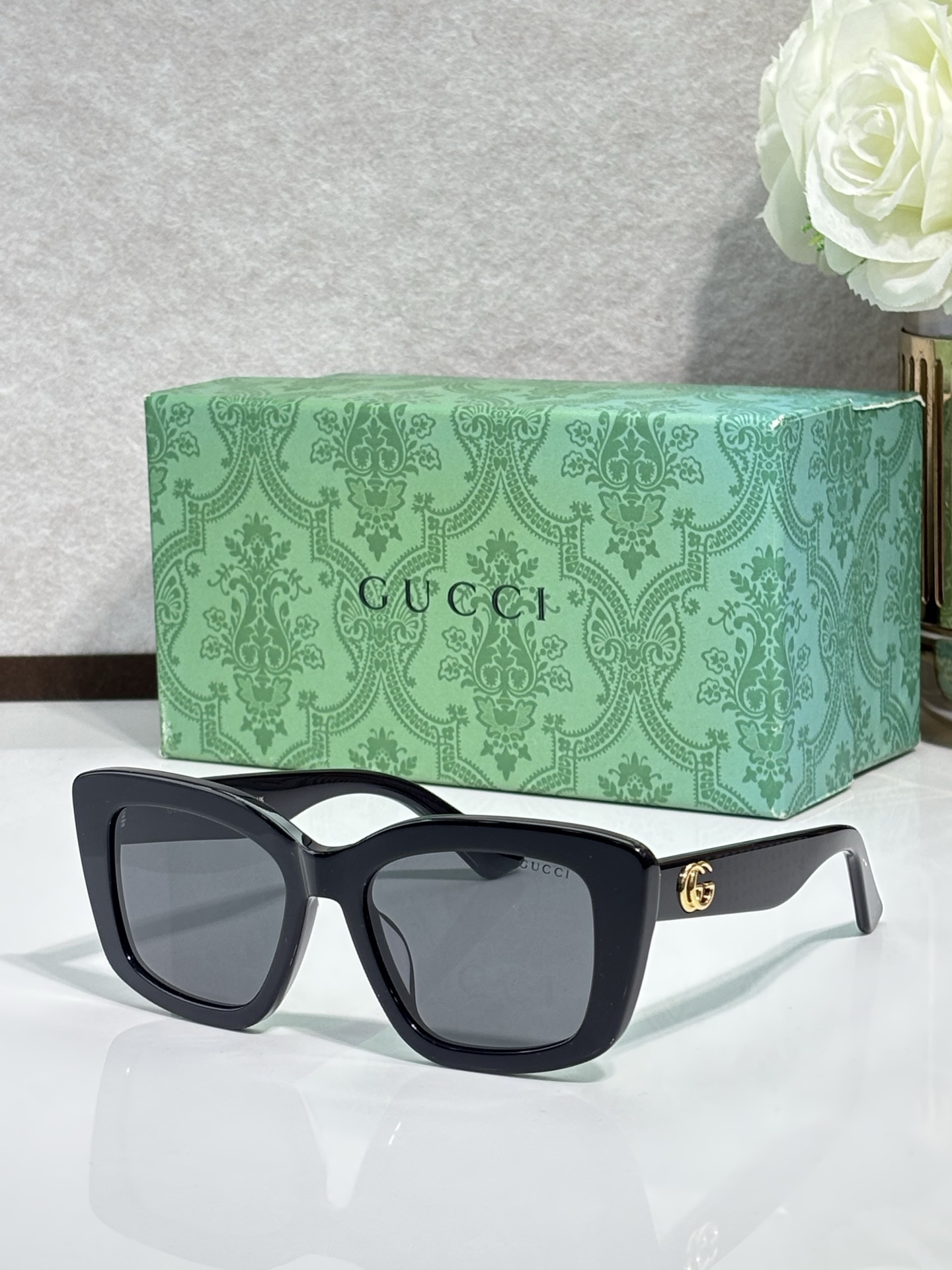GUCC* MOD: GG1556S Talla: 53口19 145 🉐155