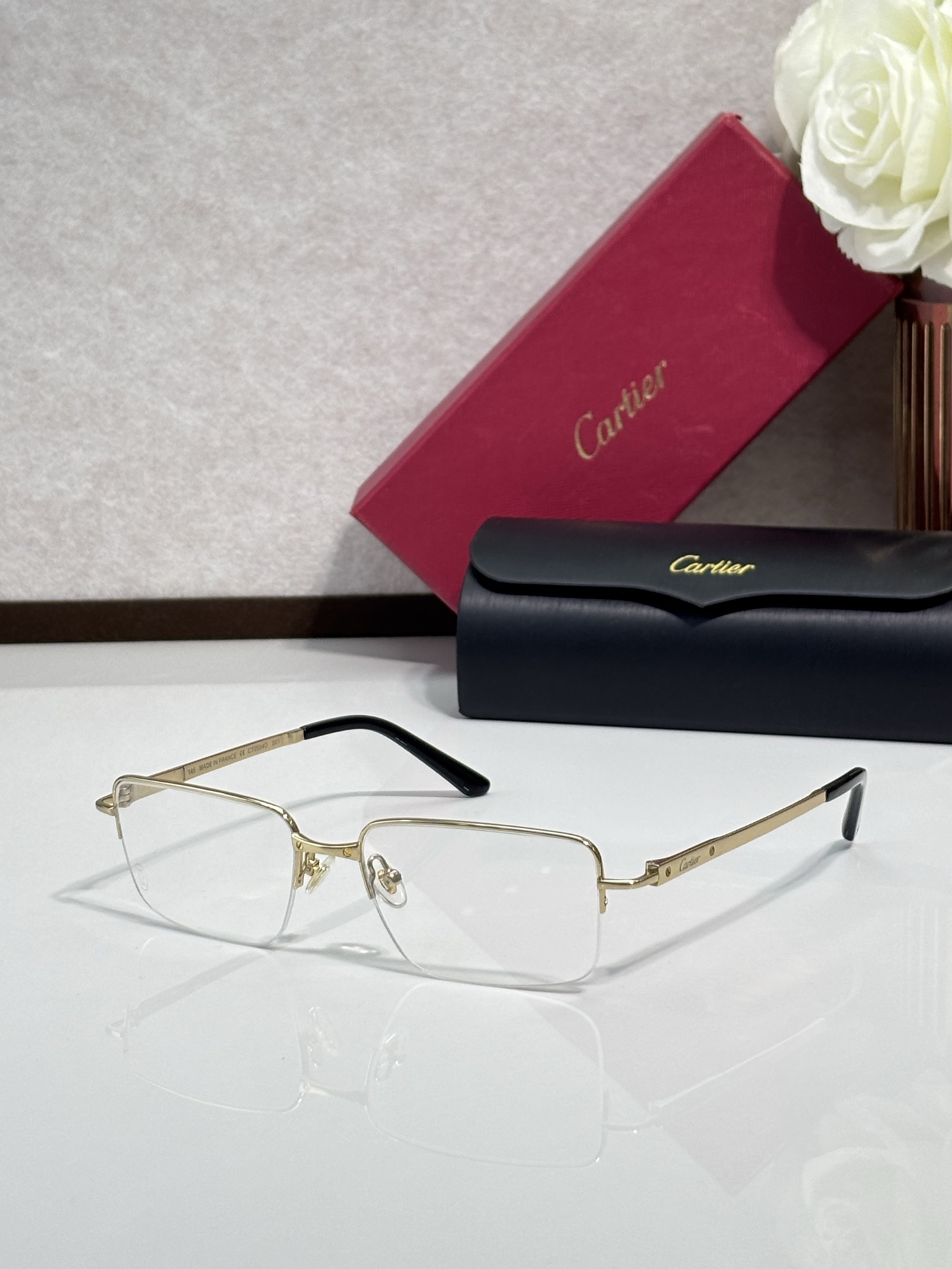 Cartie* titanio puro MODEL：CT0554O TALLA: 56口18-145🉐170