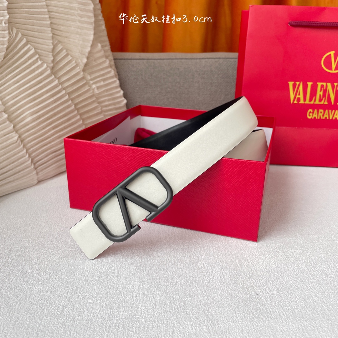 Fashionable Double-Faced Belt for Ms. Valentino with Brass Button