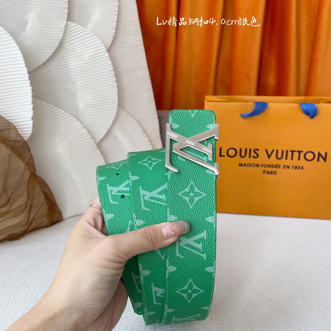 LOUISVUITTON[正]经典原单品质面经典压花配原版平纹底搭配原单精品扣精工制作细节看图实物拍摄高