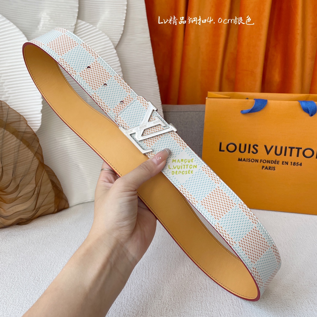 LOUISVUITTON[正]经典原单品质面经典压花配原版平纹底搭配原单精品扣精工制作细节看图实物拍摄高