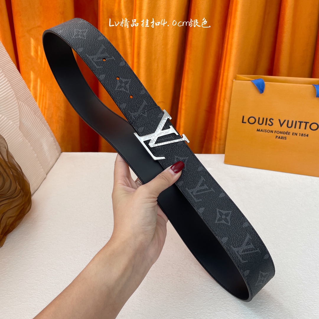 Louis Vuitton Lv ，印花皮搭配 平纹底， 精品挂扣，精工制作，细节看图， 摄，高端奢华，宽度4.0cm