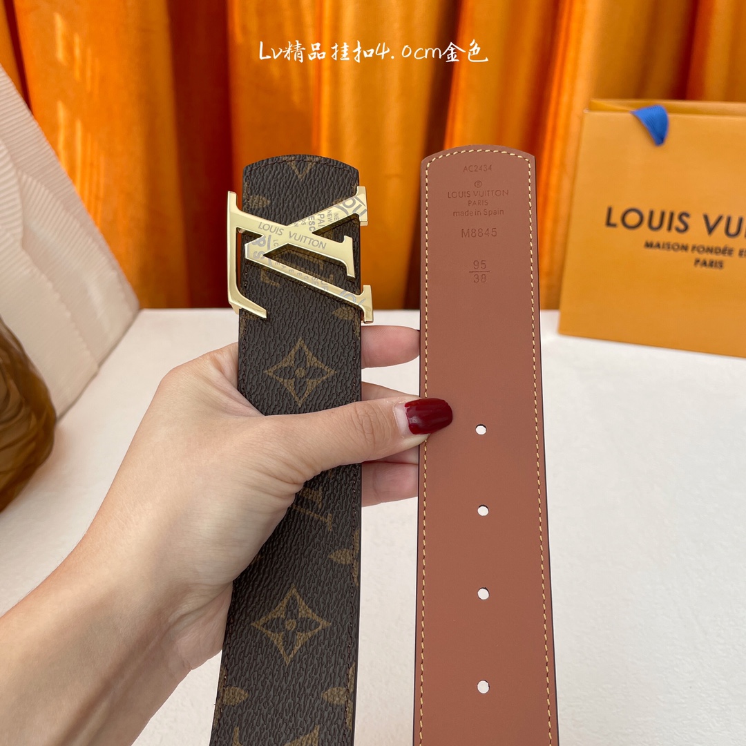 Louis Vuitton Lv ，印花皮搭配 平纹底， 精品挂扣，精工制作，细节看图， 摄，高端奢华，宽度4.0cm