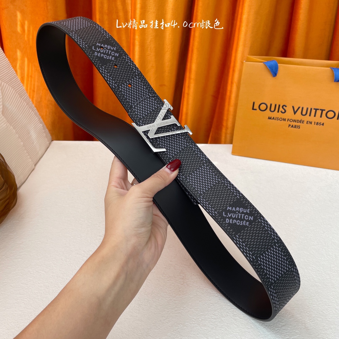 Louis Vuitton Lv ，印花皮搭配 平纹底， 精品挂扣，精工制作，细节看图， 摄，高端奢华，宽度4.0cm